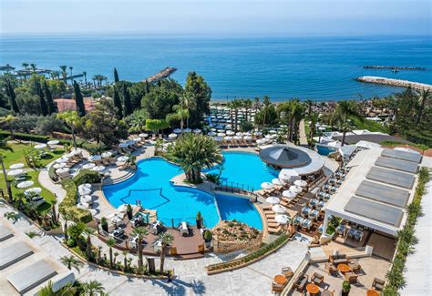 limassol resorts.